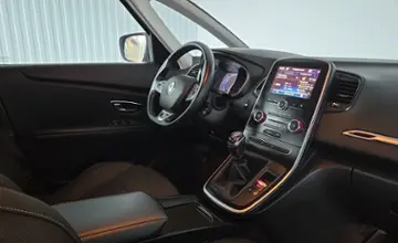 Renault Scenic 2018 года за 39 990 BYN в Минск