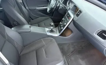 Volvo V60 2012 года за 29 990 BYN в Витебск