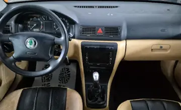 Skoda Octavia 2001 года за 9 990 BYN в Могилев