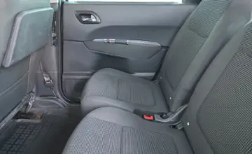 Peugeot 5008 2016 года за 39 990 BYN в Минск