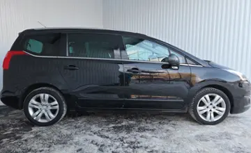 Peugeot 5008 2016 года за 39 990 BYN в Минск