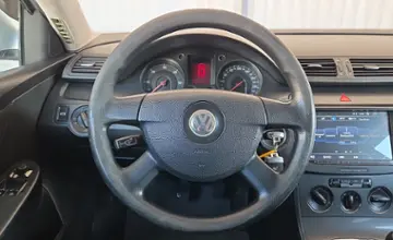 Volkswagen Passat 2005 года за 13 990 BYN в Минск