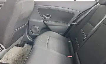 Renault Fluence 2014 года за 24 990 BYN в Минск