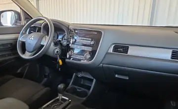 Mitsubishi Outlander 2014 года за 40 990 BYN в Минск