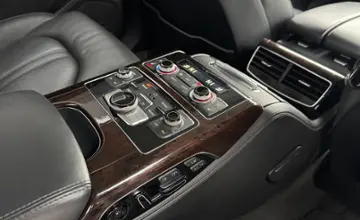 Audi A8 2012 года за 72 590 BYN в Минск