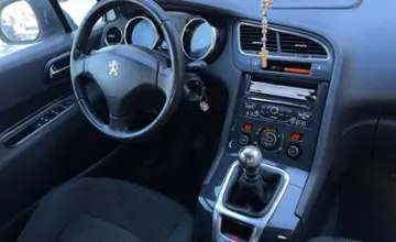 Peugeot 5008 2016 года за 40 990 BYN в Гродно