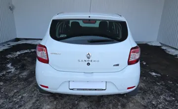 Renault Sandero 2017 года за 26 990 BYN в Минск