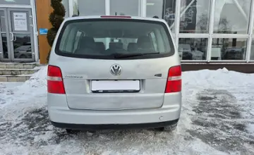 Volkswagen Touran 2006 года за 16 990 BYN в Могилев