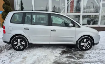 Volkswagen Touran 2006 года за 16 990 BYN в Могилев