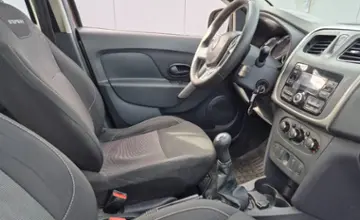 Renault Logan 2019 года за 28 490 BYN в Гомель