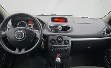 Renault Clio 2010 года за 15 990 BYN в Минск