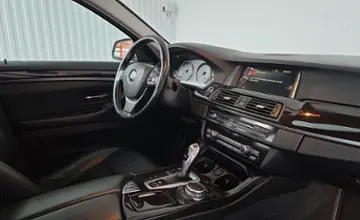 BMW 5 серии 2014 года за 52 390 BYN в Минск