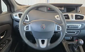Renault Scenic 2012 года за 23 990 BYN в Минск