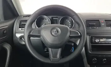 Skoda Yeti 2014 года за 33 990 BYN в Минск