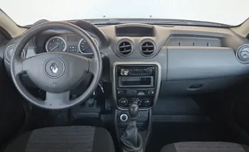 Renault Duster 2014 года за 19 990 BYN в Минск