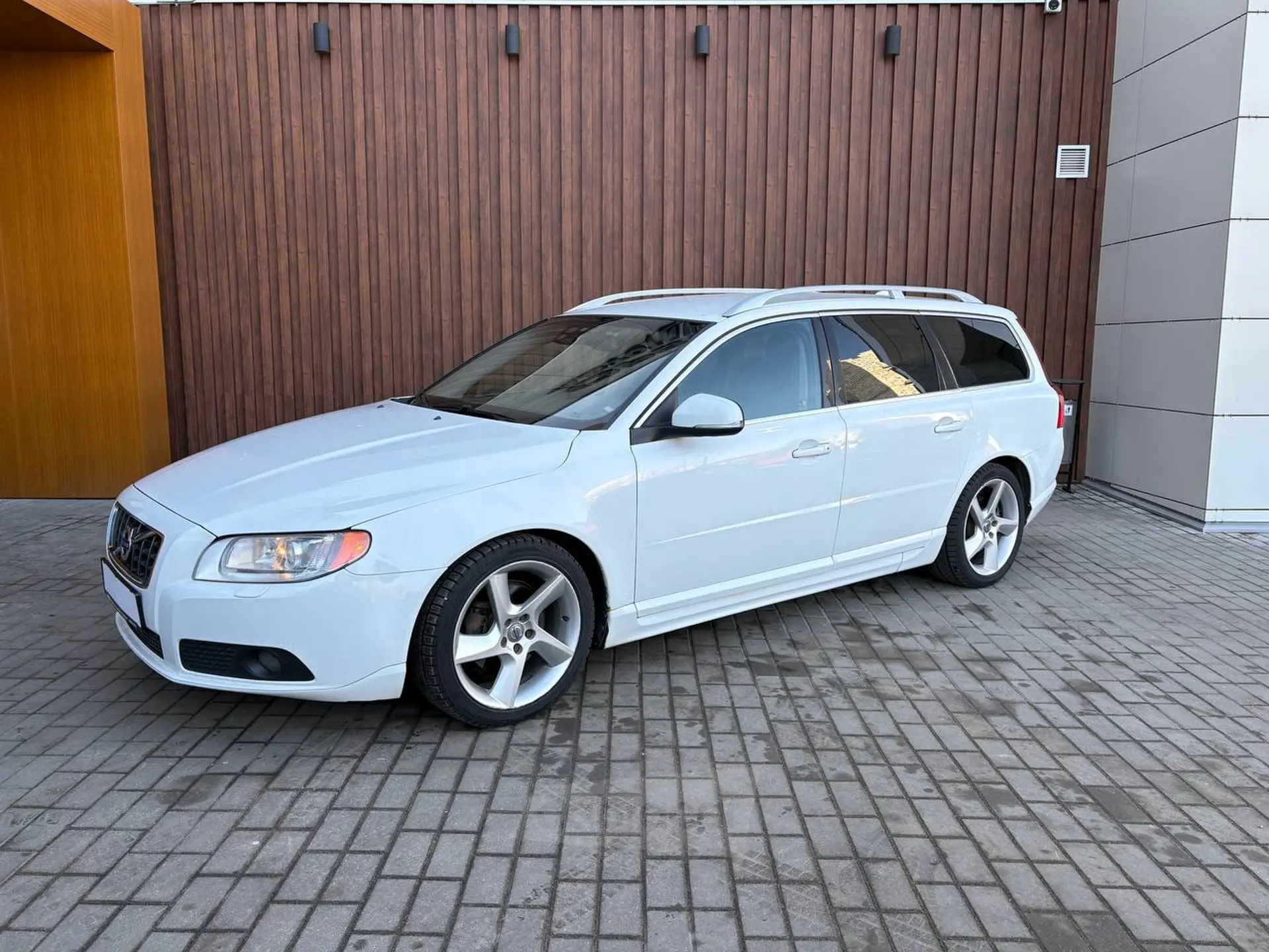 Volvo V70 2011 года за 40 990 BYN в Гродно
