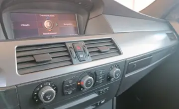 BMW 5 серии 2004 года за 31 990 BYN в Минск