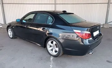 BMW 5 серии 2004 года за 31 990 BYN в Минск