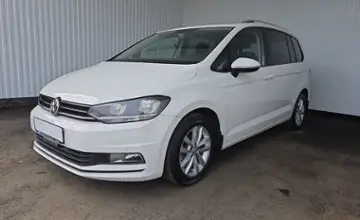 Volkswagen Touran 2017 года за 51 990 BYN в Минск