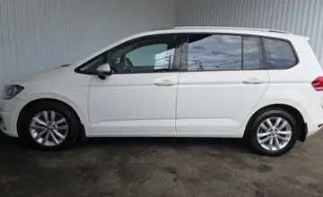 Volkswagen Touran 2017 года за 51 990 BYN в Минск