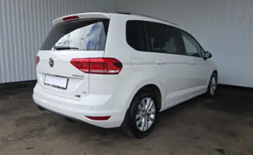 Volkswagen Touran 2017 года за 51 990 BYN в Минск