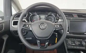 Volkswagen Touran 2017 года за 51 990 BYN в Минск