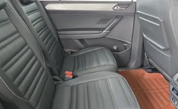 Volkswagen Touran 2017 года за 51 990 BYN в Минск