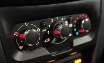 LADA (ВАЗ) XRAY Cross 2019 года за 36 405 BYN в Гомель