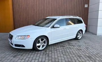 Volvo V70 2011 года за 39 990 BYN в Гродно