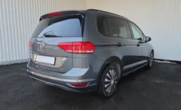 Volkswagen Touran 2016 года за 41 390 BYN в Минск
