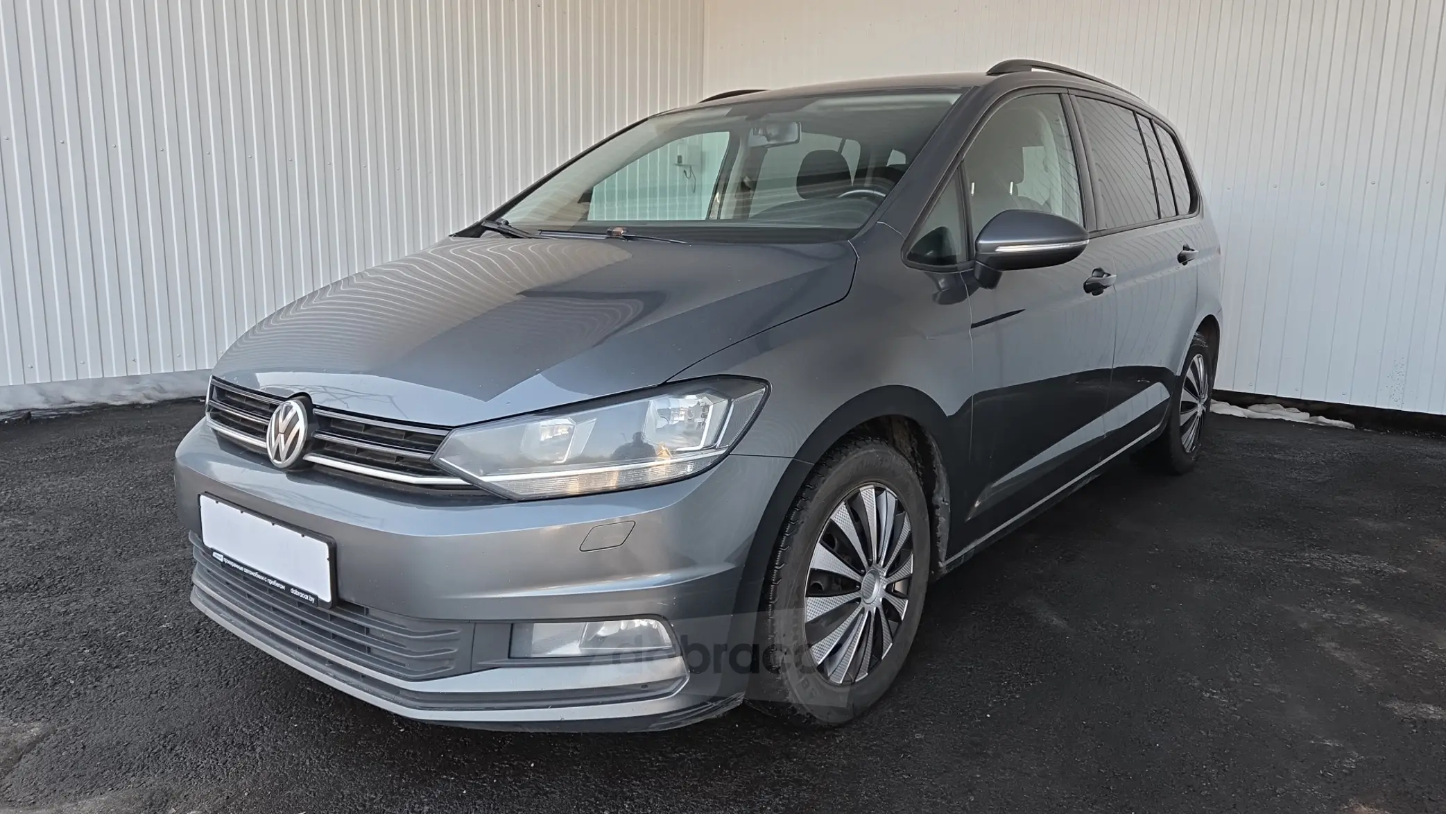 Volkswagen Touran 2016 года за 41 390 BYN в Минск