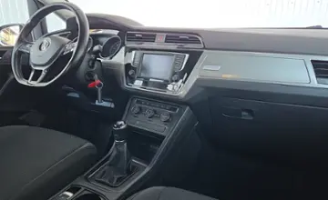 Volkswagen Touran 2016 года за 41 390 BYN в Минск