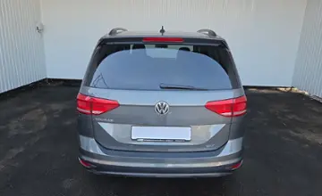 Volkswagen Touran 2016 года за 41 390 BYN в Минск