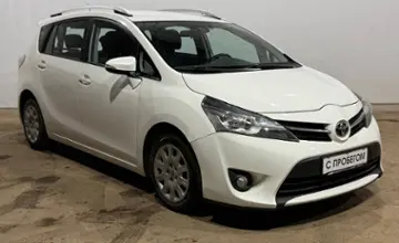 Toyota Verso 2016 года за 36 990 BYN в Гомель