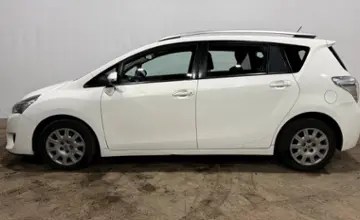 Toyota Verso 2016 года за 36 990 BYN в Гомель