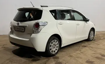 Toyota Verso 2016 года за 36 990 BYN в Гомель