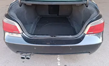 BMW 5 серии 2004 года за 29 990 BYN в Минск