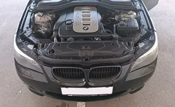 BMW 5 серии 2004 года за 29 990 BYN в Минск
