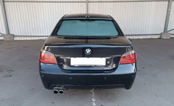 BMW 5 серии 2004 года за 29 990 BYN в Минск