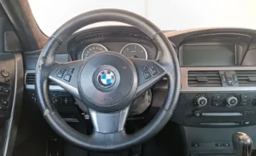BMW 5 серии 2004 года за 29 990 BYN в Минск