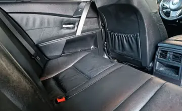 BMW 5 серии 2004 года за 29 990 BYN в Минск