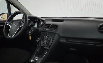 Opel Meriva 2011 года за 18 490 BYN в Минск