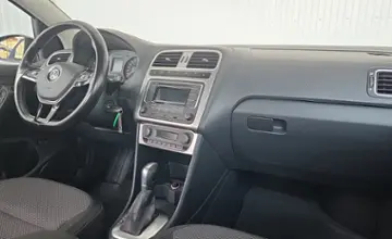 Volkswagen Polo 2016 года за 34 990 BYN в Минск