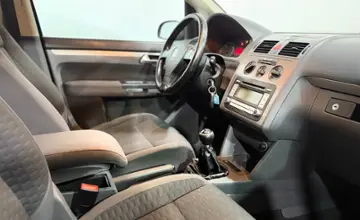 Volkswagen Touran 2007 года за 17 190 BYN в Гомель