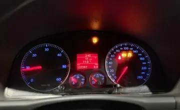 Volkswagen Touran 2007 года за 17 190 BYN в Гомель