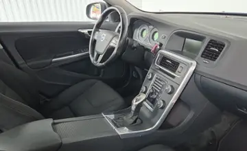 Volvo S60 2012 года за 27 990 BYN в Минск