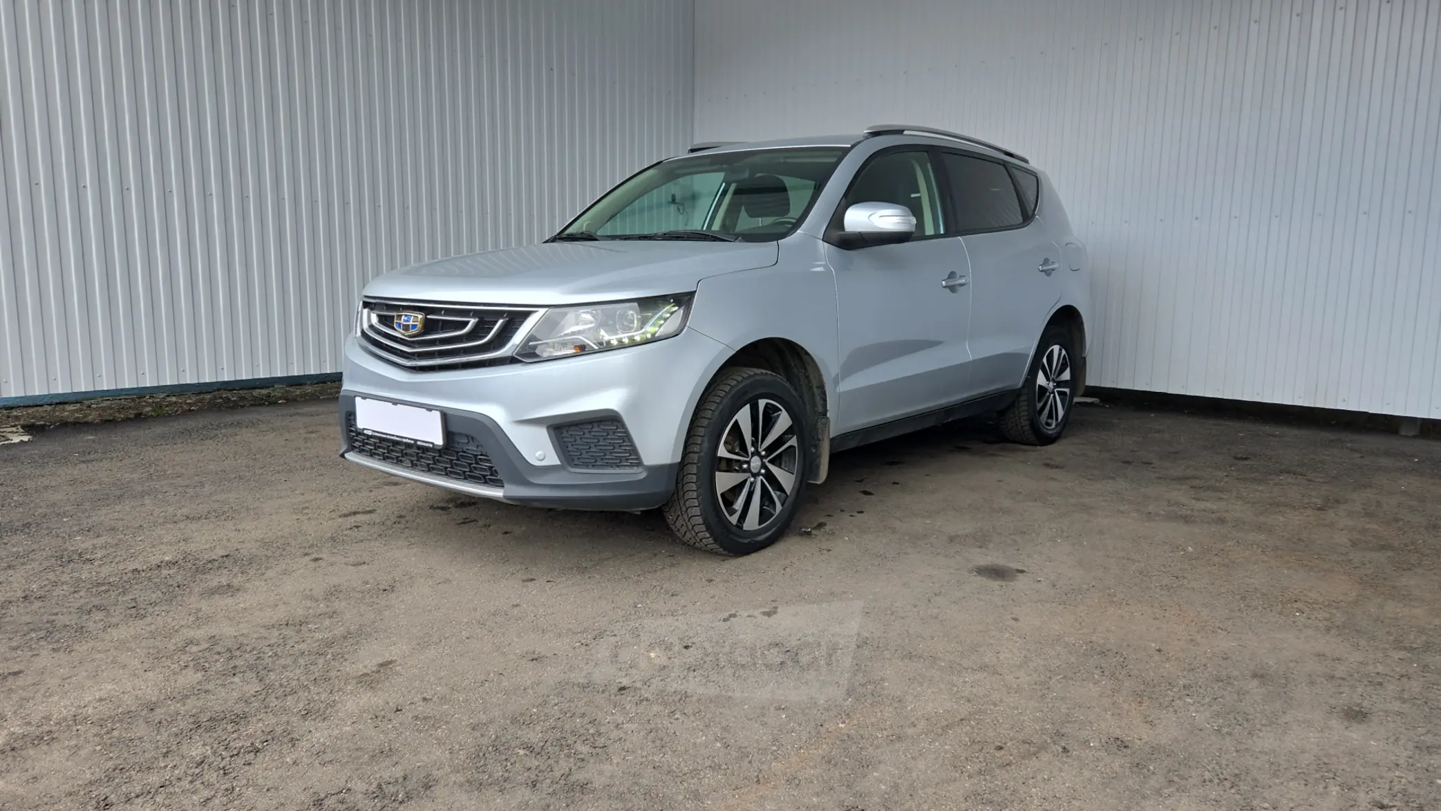 Geely Emgrand X7 2019 года за 29 990 BYN в Минск