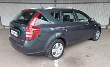 Kia Ceed 2008 года за 14 990 BYN в Минск