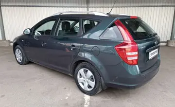 Kia Ceed 2008 года за 14 990 BYN в Минск