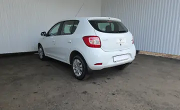 Renault Sandero 2015 года за 23 990 BYN в Минск